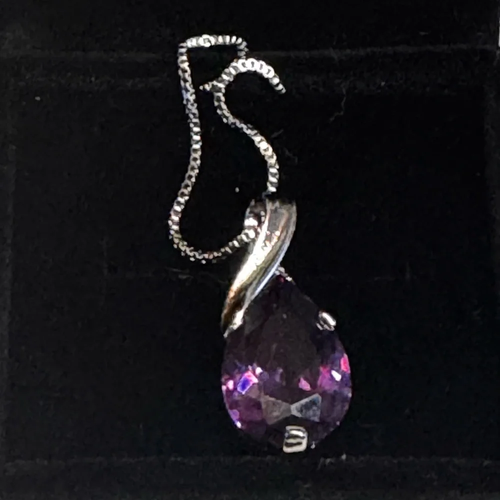 Elegant Purple Amethyst Teardrop Pendant Necklace - Picture 2 of 3